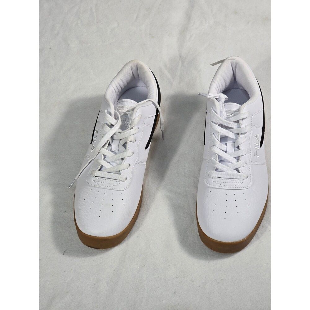 Fila Mens White Black Gum Sole Low Top Sneakers Athletic Shoes Size 9 NEW